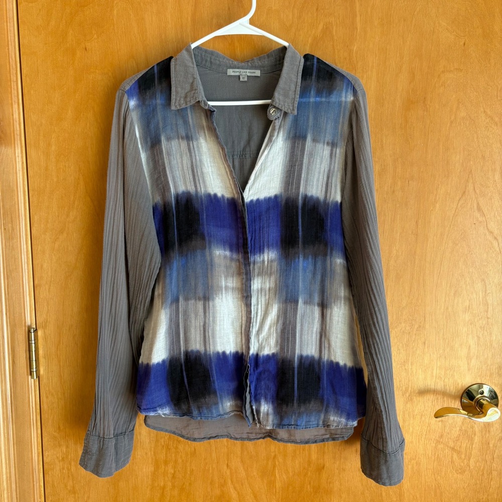 People Like Frank Women's Blue Gray Button Down Long Sleeve Shirt Size 10‎